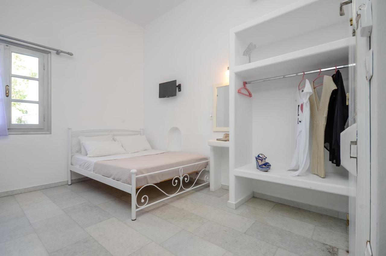 Depis Apartments & Suites Naxos City 外观 照片